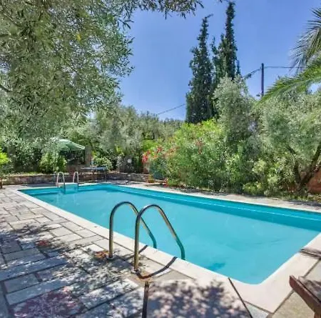 Holiday home Charming Pink Skopelos Town