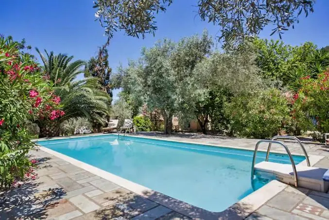 Charming Pink * Skopelos